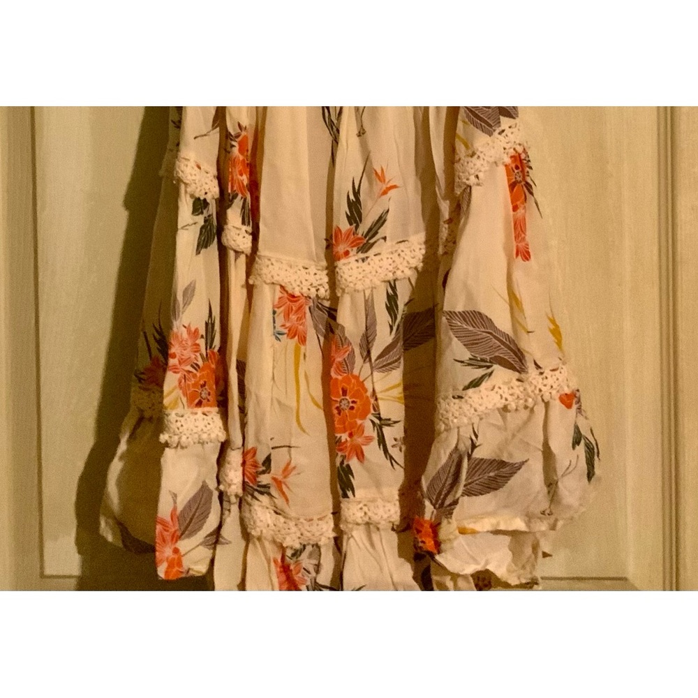 Beautiful Taylor and Sage Dress
